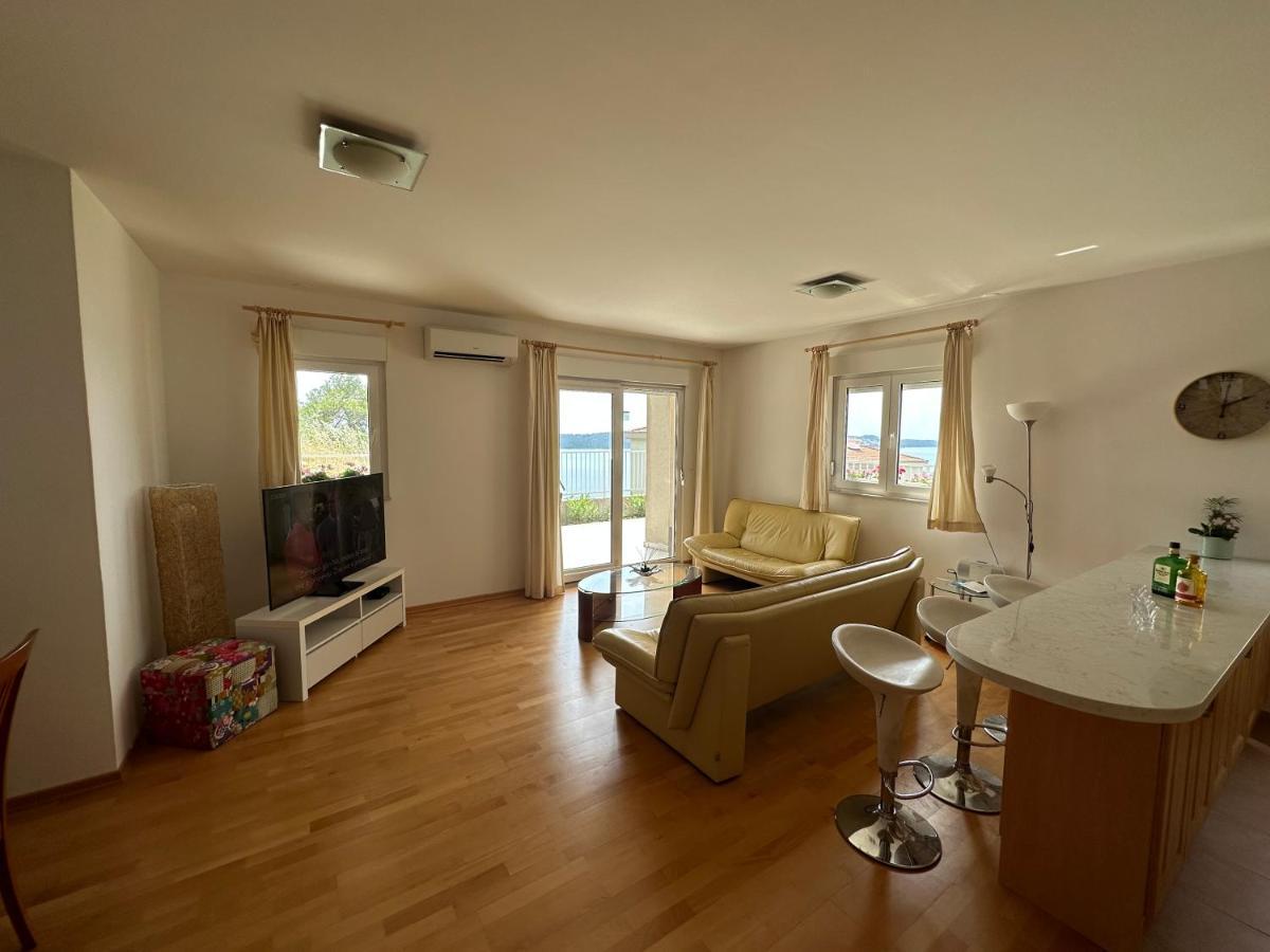 Aurora Luxury Apartment Trogir Exterior foto